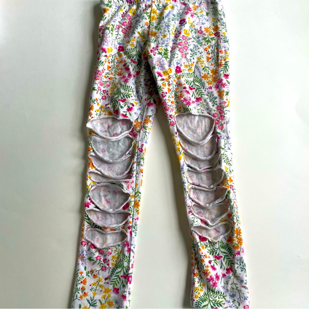 Old Navy 4T ripped leggings